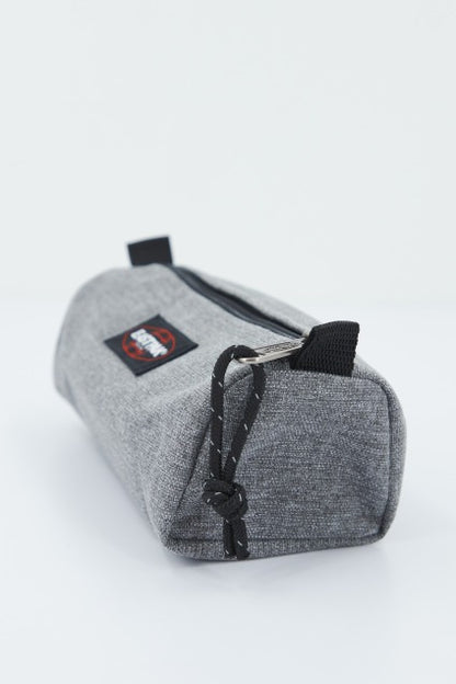 EASTPAK BENCHMARK SINGLE en color SUNGREY  (2)