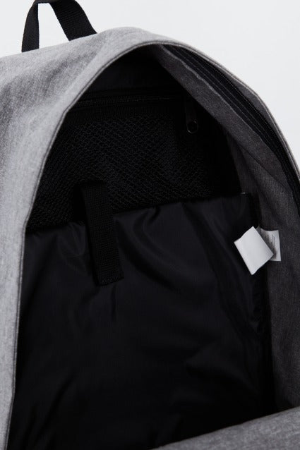 EASTPAK EK  en color SUNGREY  (4)