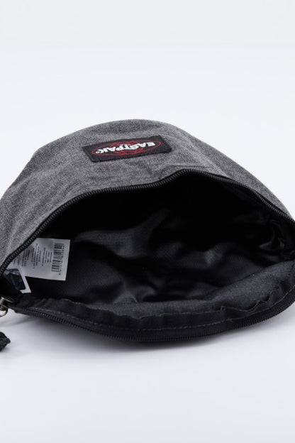 EASTPAK SPRINGER en color BLKDENIM  (4)