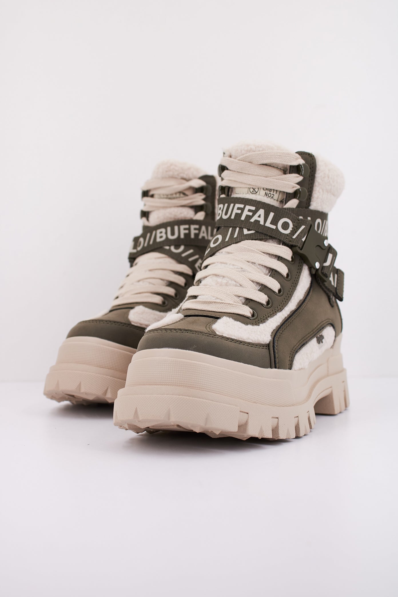 BUFFALO ASPHA COM WARM en color KHKCRM  (2)