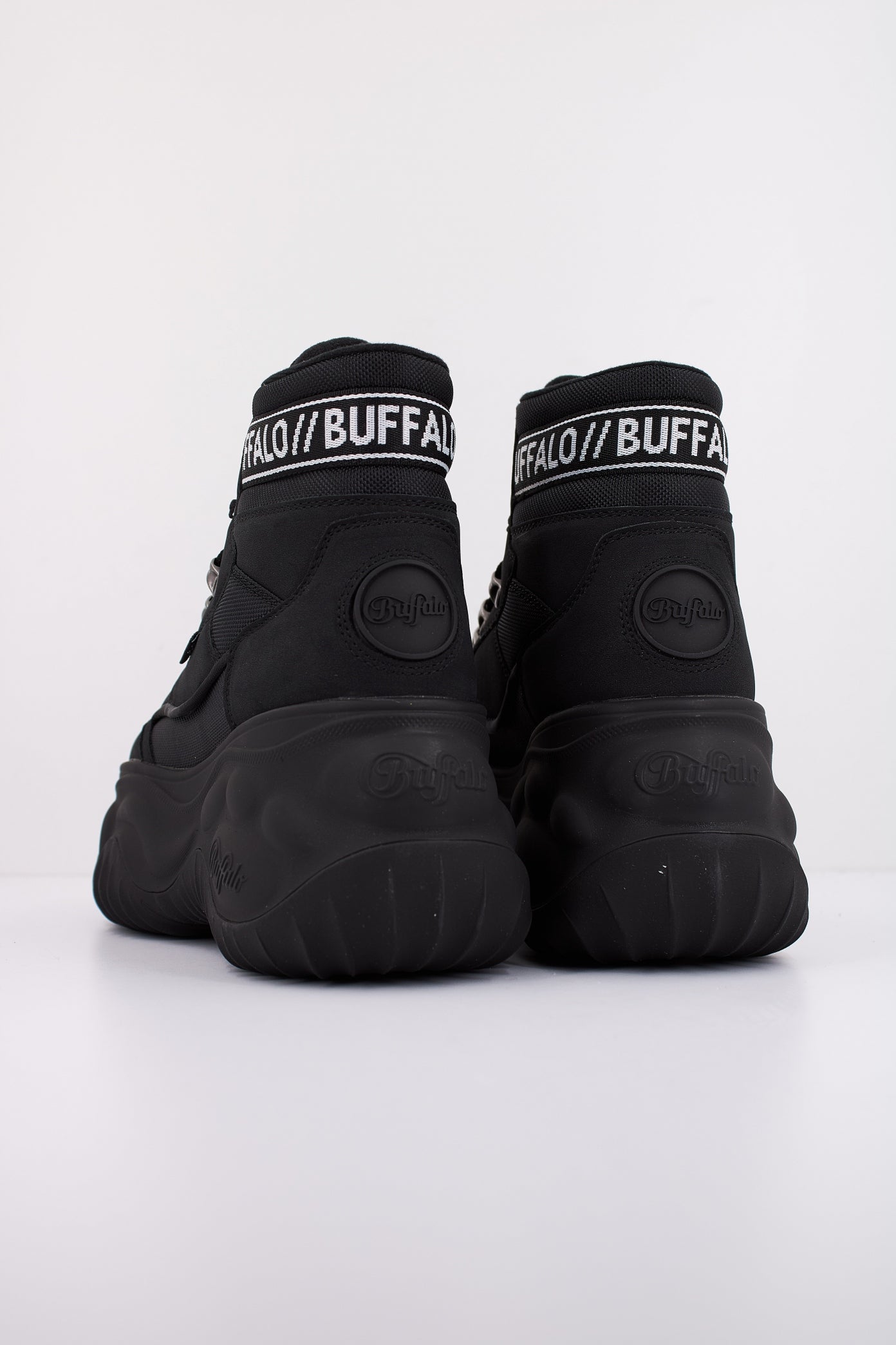 BUFFALO BLADER HIKING en color BLACK  (4)