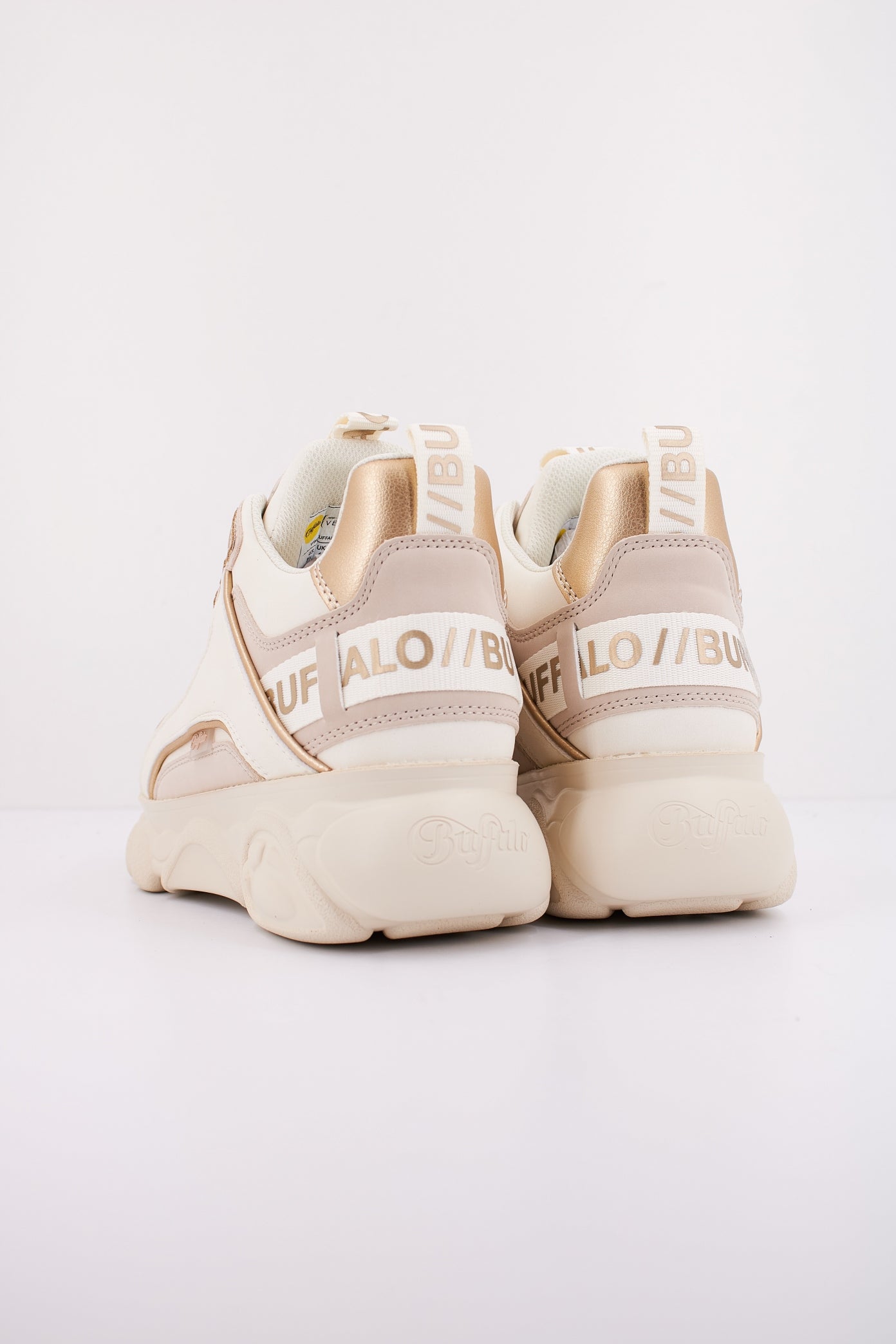 BUFFALO CLD CHAI en color CRMGLD  (4)