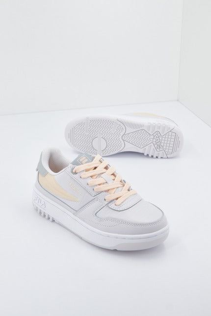 FILA  FXVENTUNO KITE  WMN en color VLLCR  (1)
