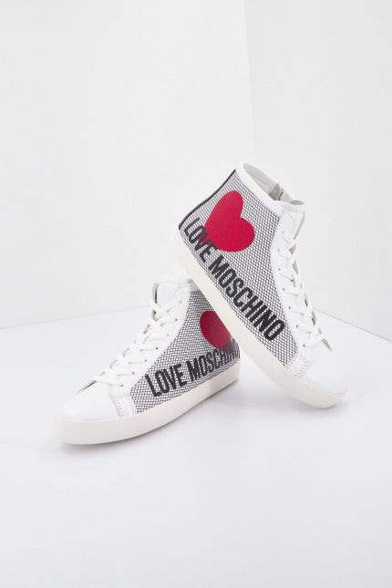 LOVE MOSCHINO SNEAKERD.CASSE en color B  (1)