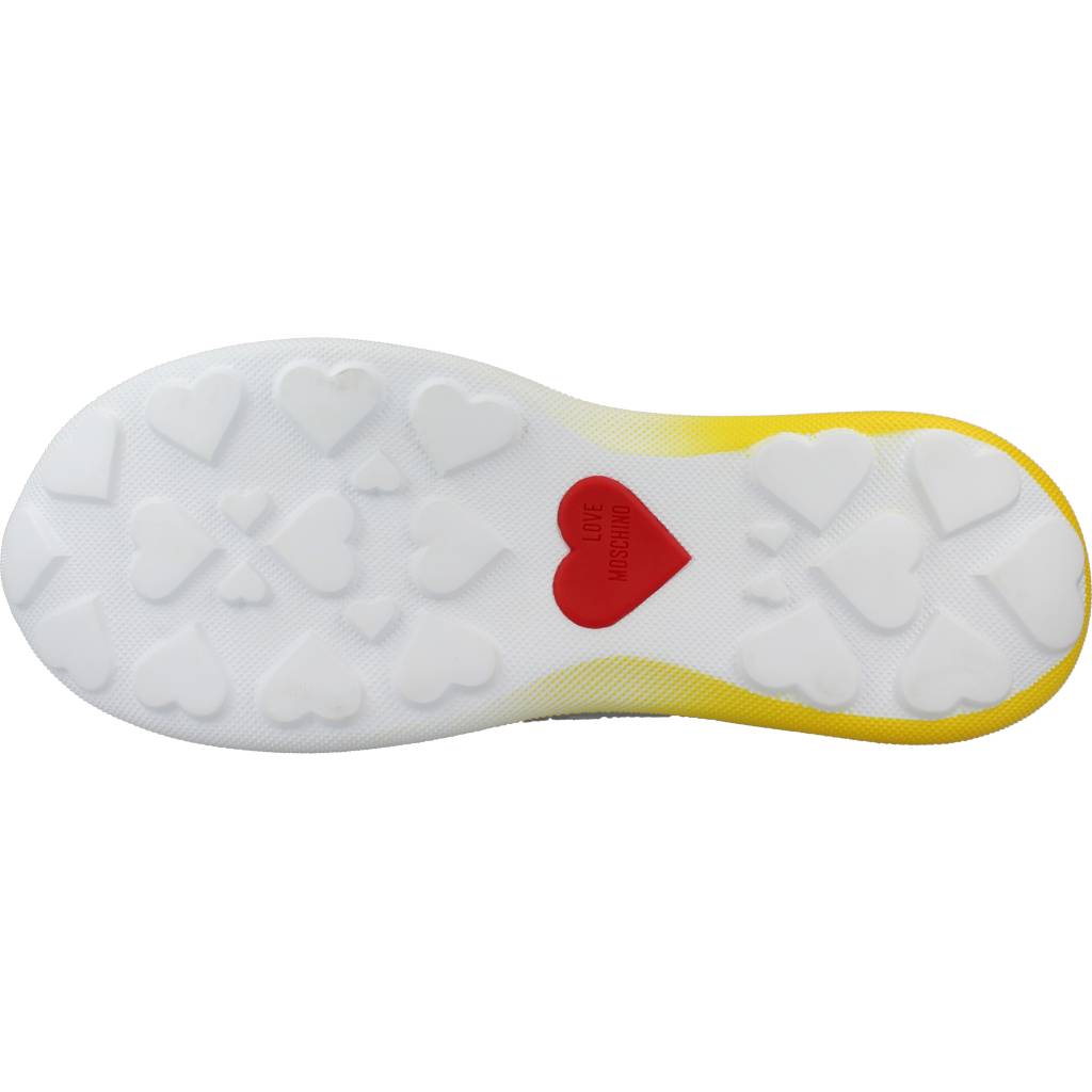 LOVE MOSCHINO SNEAKERD RUNNING en color C  (6)