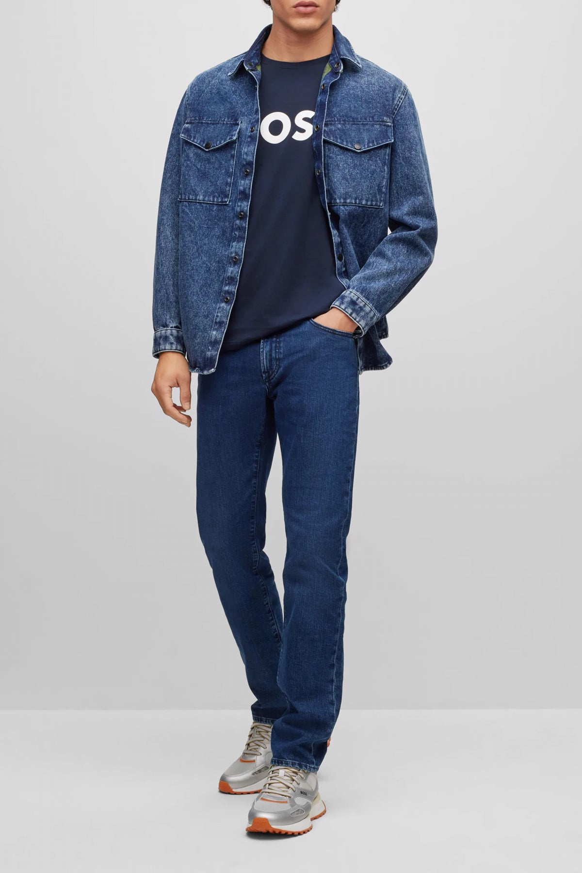 HUGO BOSS  THINKING   en color   (4)