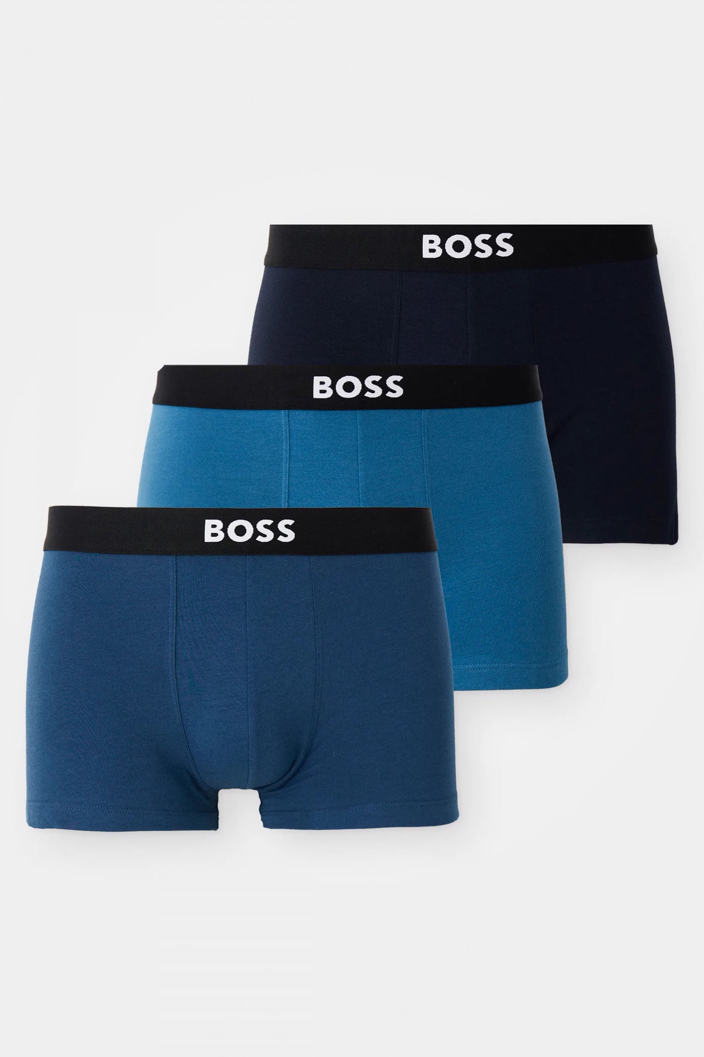 HUGO BOSS TRUNK P POWER en color   (1)