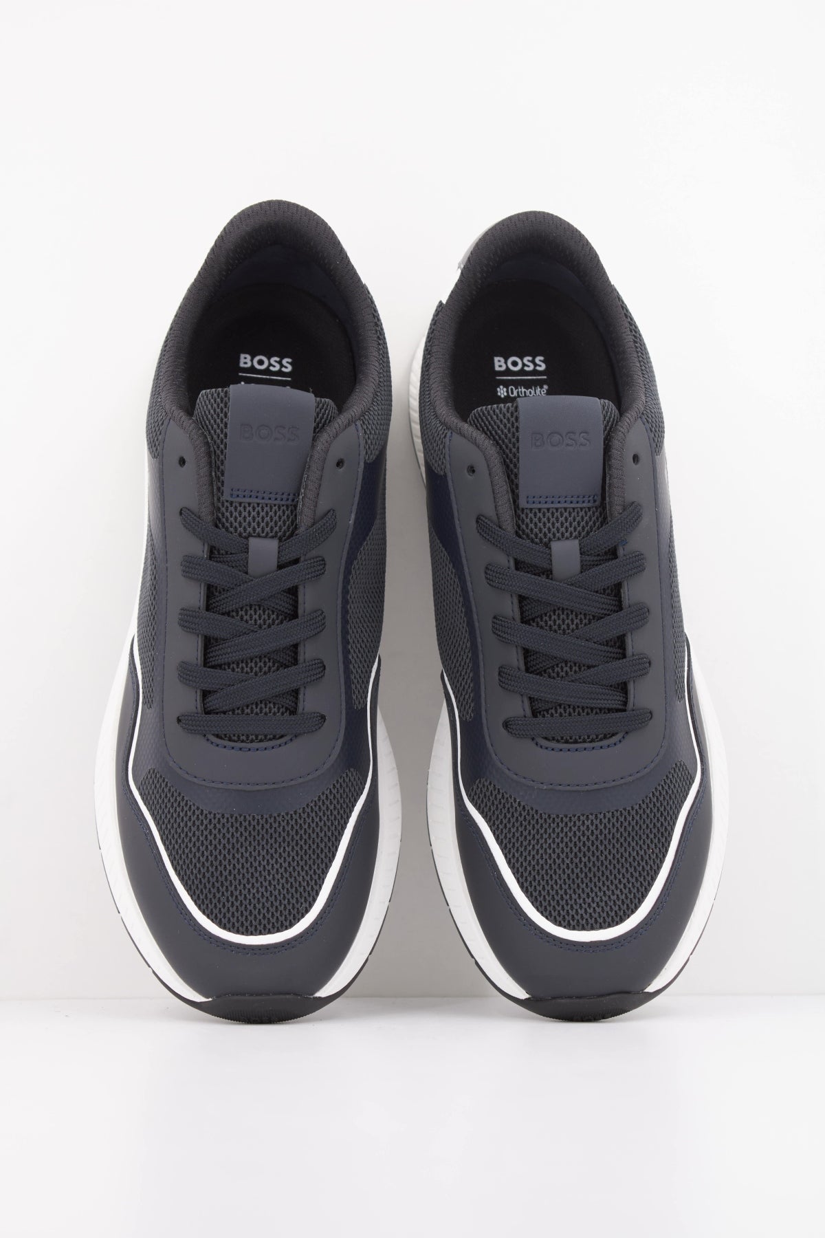 BOSS HB TITANIUM  en color   (3)