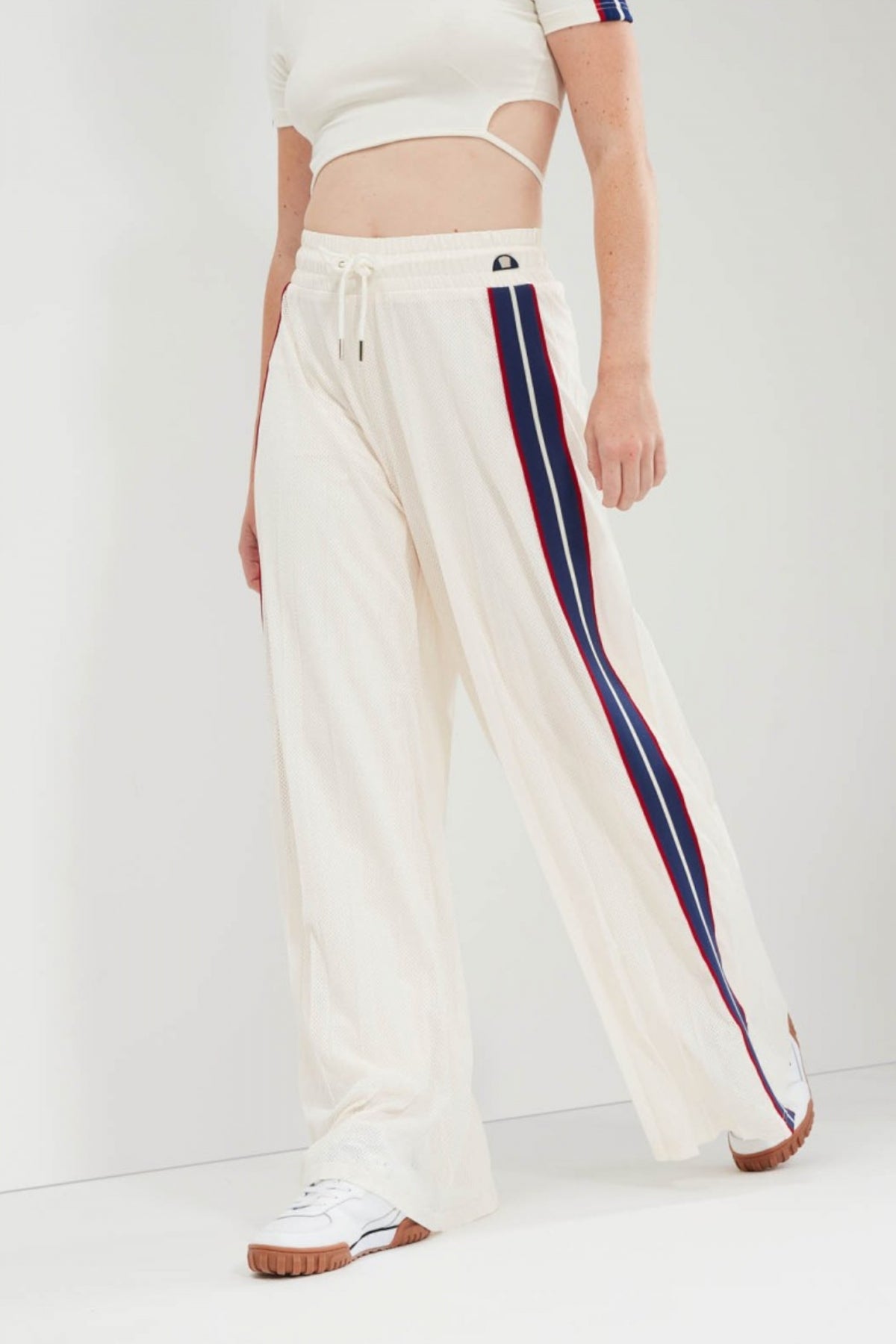 ELLESSE  LILLIE TRACK PANT en color WHITE  (1)