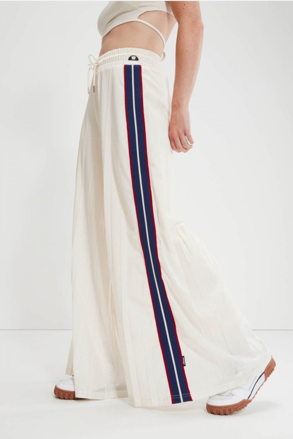 ELLESSE  LILLIE TRACK PANT en color WHITE  (2)