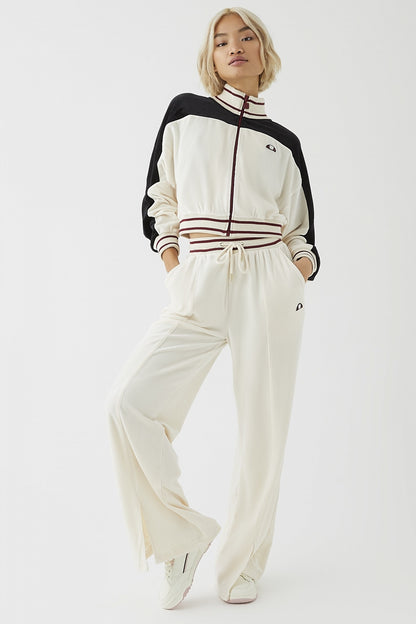 ELLESSE BLOOM CROPPED TRACK  en color OFFWHITE  (3)