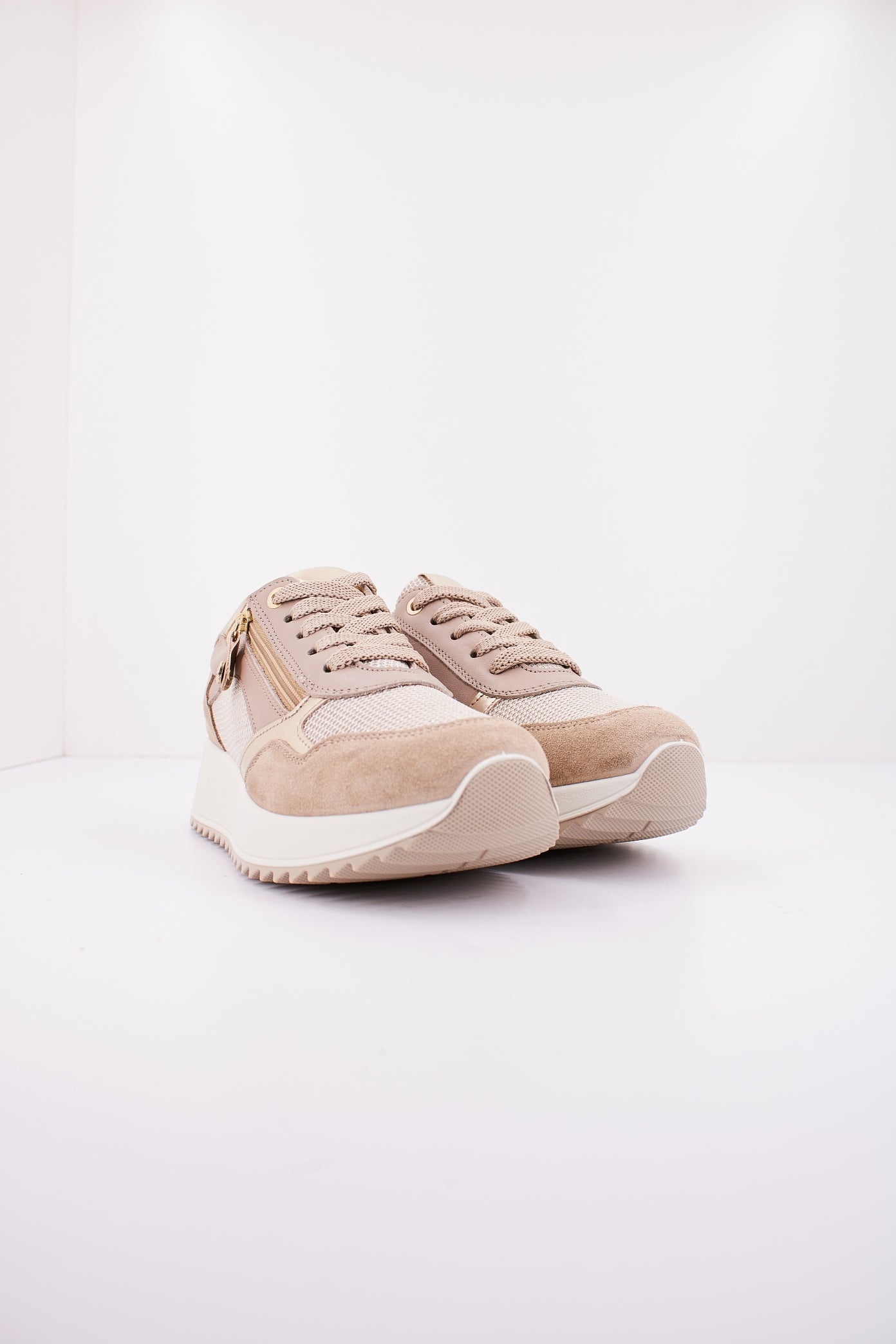 IMAC ESTHER en color AVORBEI  (2)