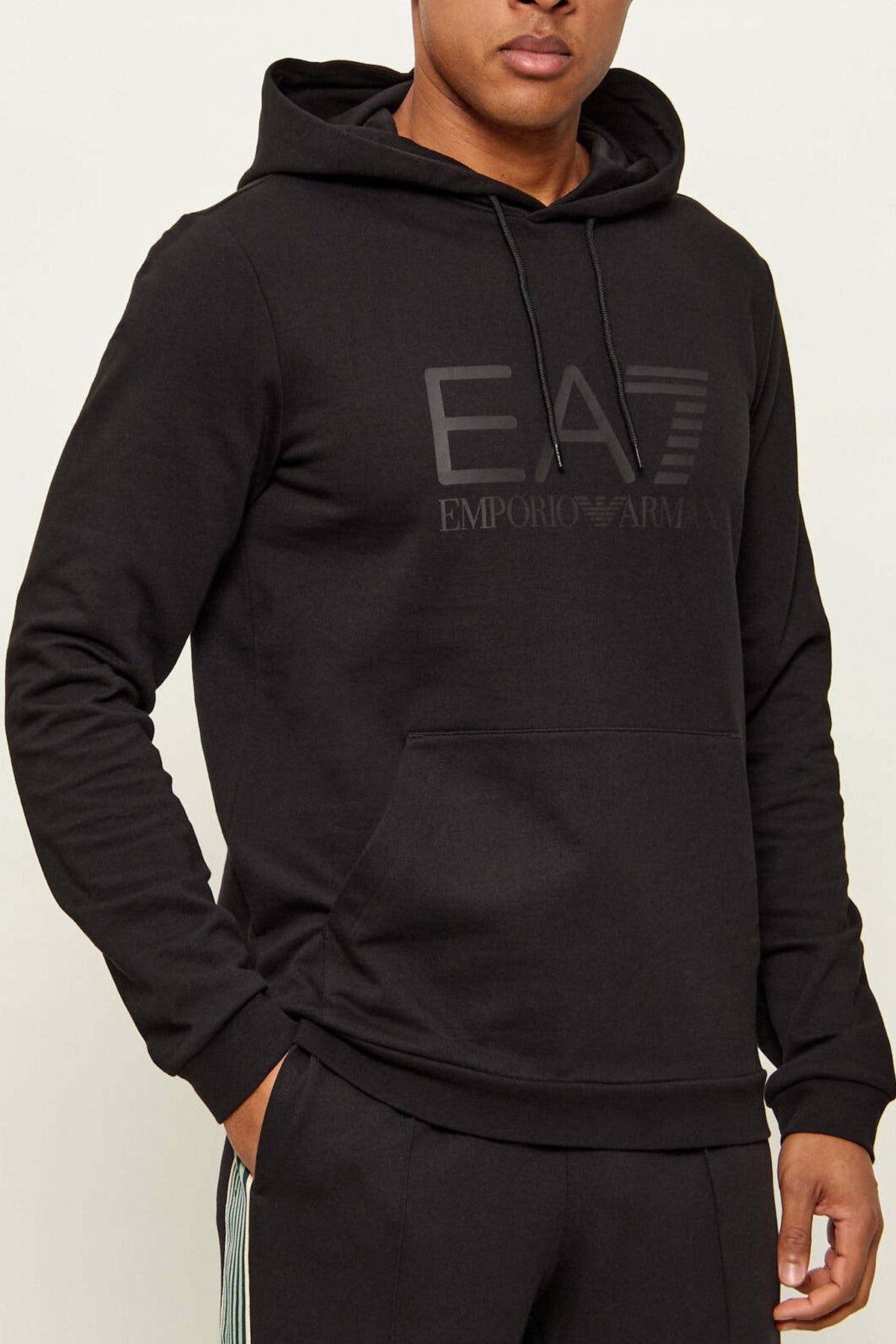 EA BY EMPORIO ARMANI M AF en color BLACK  (3)