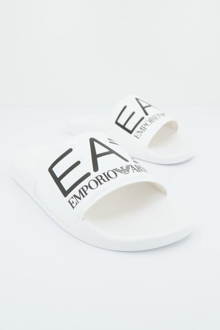 EMPORIO ARMANI BEACHWEAR en color   (1)
