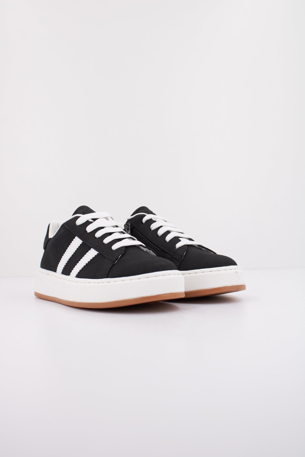 ASSO AG en color BLKWHT  (2)