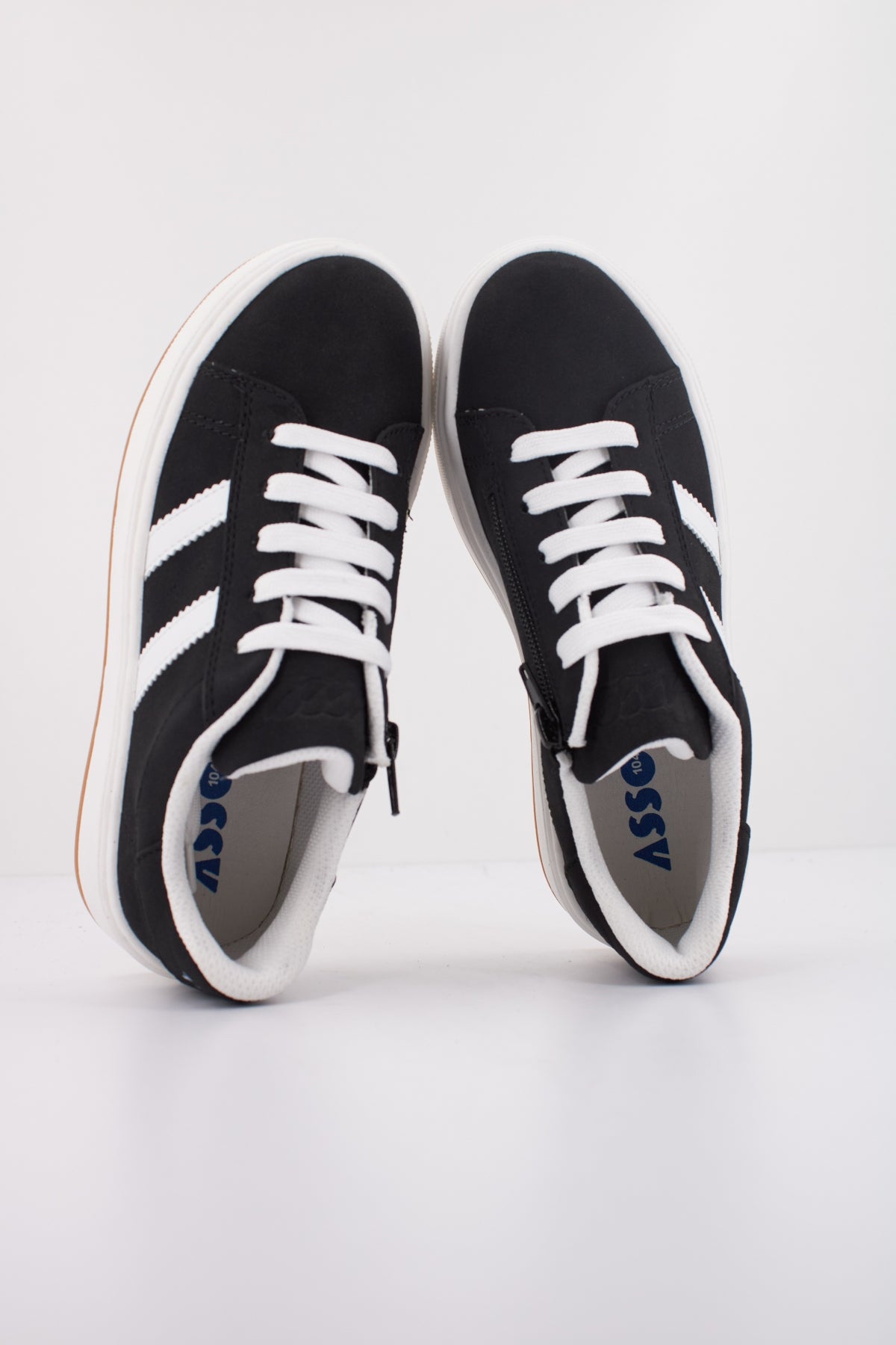 ASSO AG en color BLKWHT  (3)