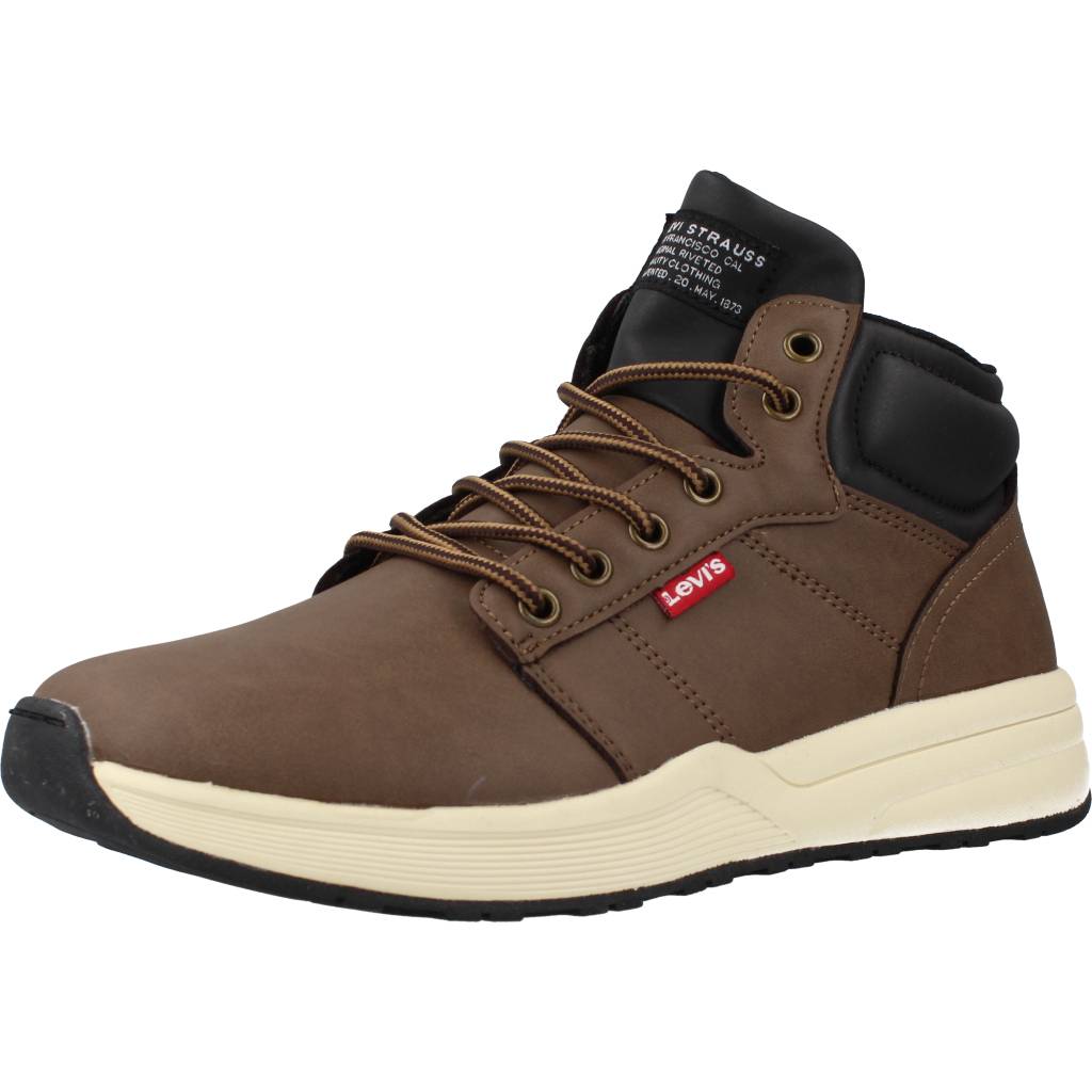 LEVI'S VPEAS NEW PEAK en color BROWN  (1)