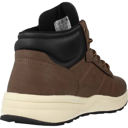 LEVI'S VPEAS NEW PEAK en color BROWN  (3)