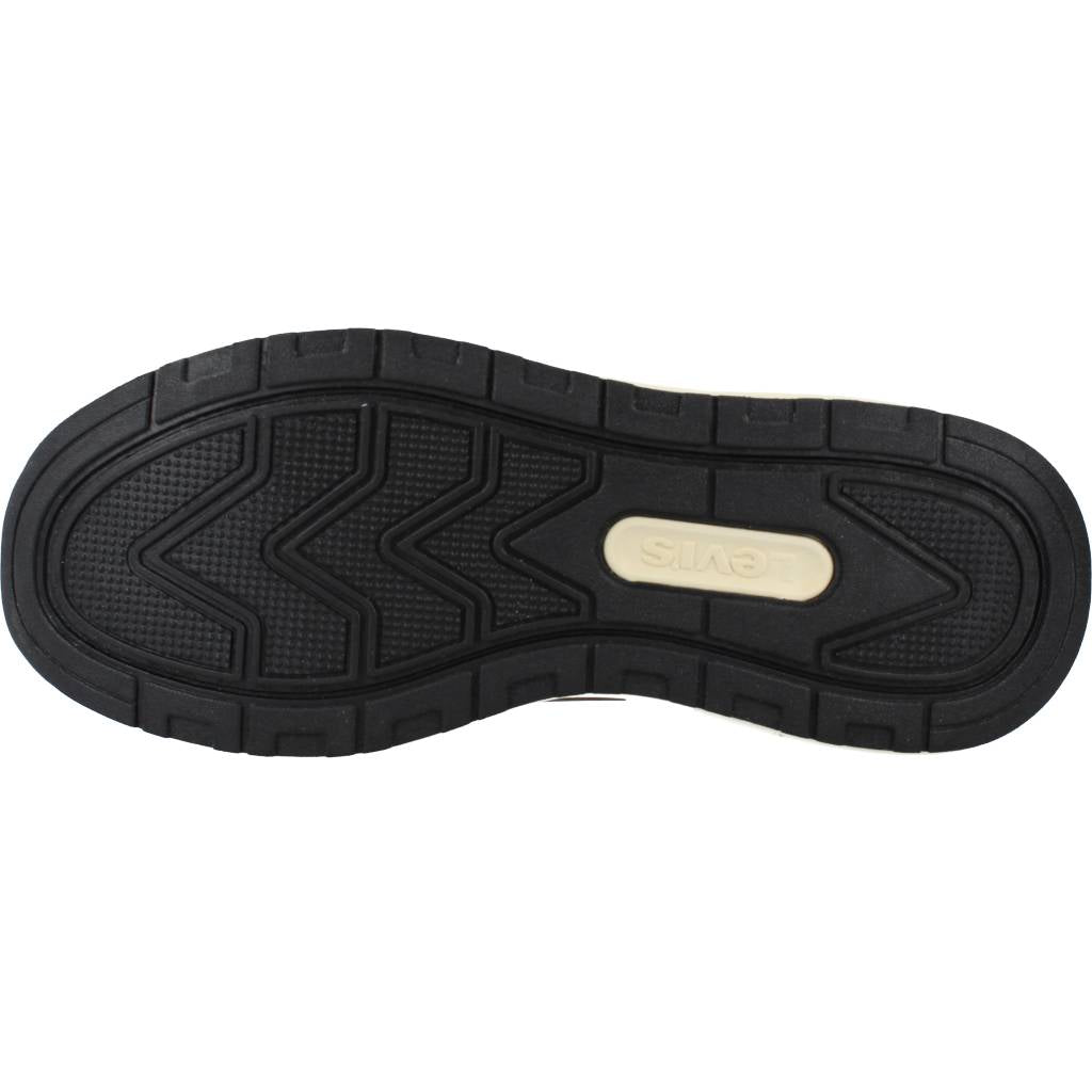 LEVI'S VPEAS NEW PEAK en color BROWN  (6)