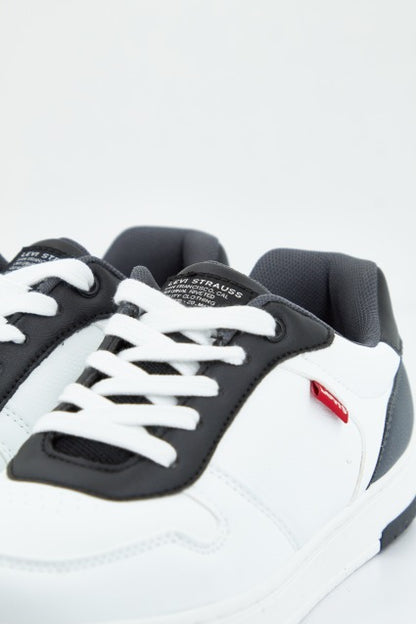 LEVI'S KICK en color WHTBLK  (2)
