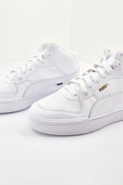 PUMA  CA PRO MID en color WHITE  (3)
