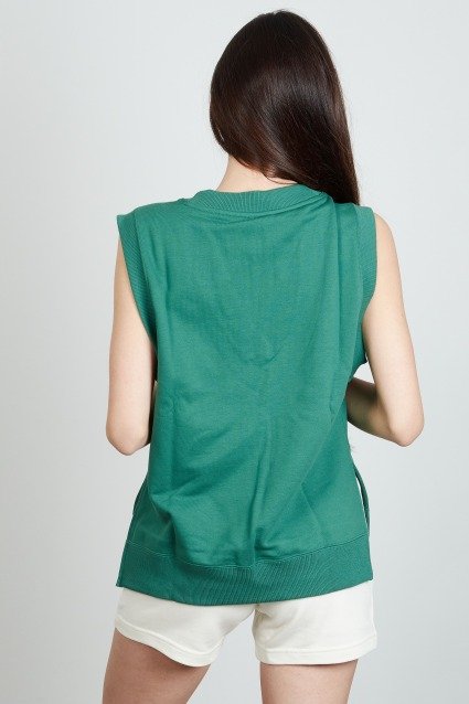 PUMA CLASSICS V-NECK VEST en color VINE  (4)