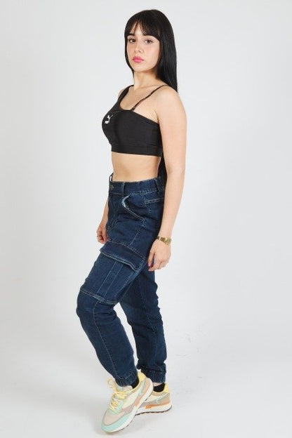 PUMA DARE TO CROP TOP en color BLACK  (3)