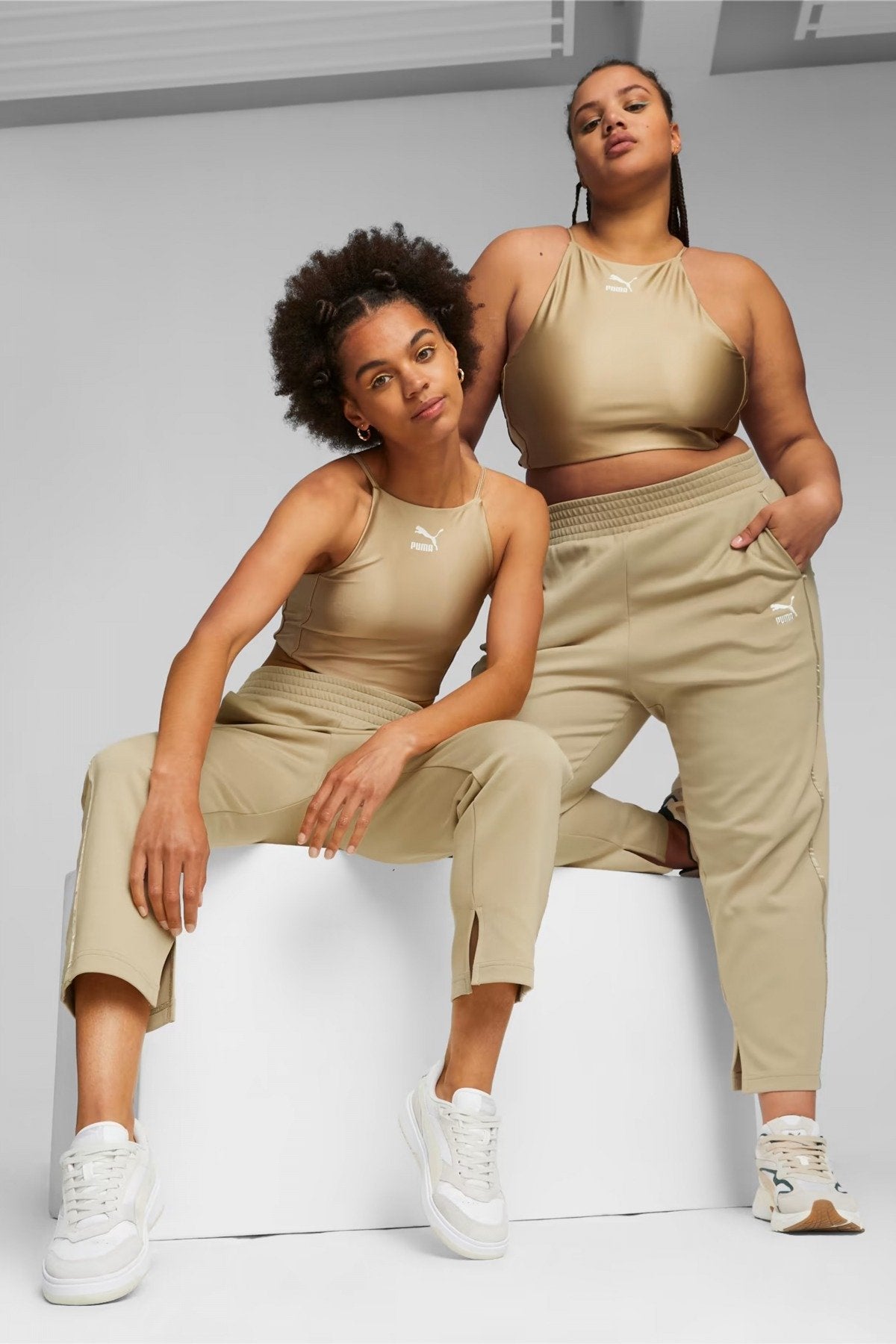 PUMA T SHINY CROP TOP en color SNDDNE  (4)