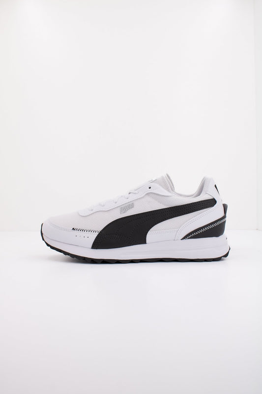 PUMA ROAD RIDER LTH en color WHTBLCK  (1)