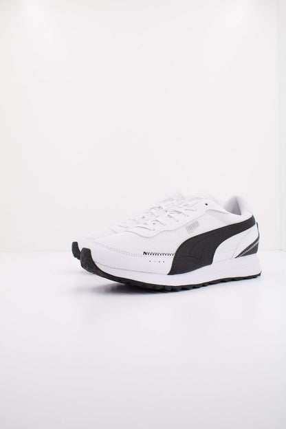 PUMA ROAD RIDER LTH en color WHTBLCK  (2)