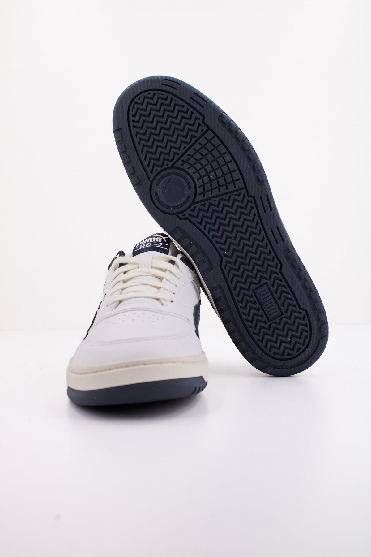 PUMA PUMA DOUBLECOURT en color WHTNVY  (4)