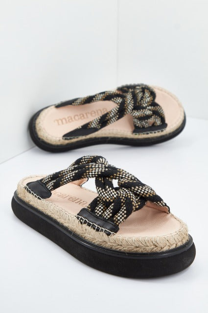 MACARENA LUNE  en color NEGRO  (1)