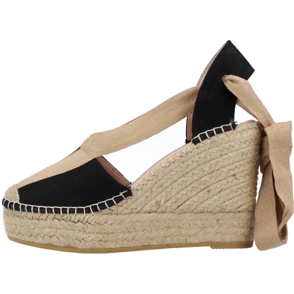 MACARENA ALBA en color NGRCUR  (2)