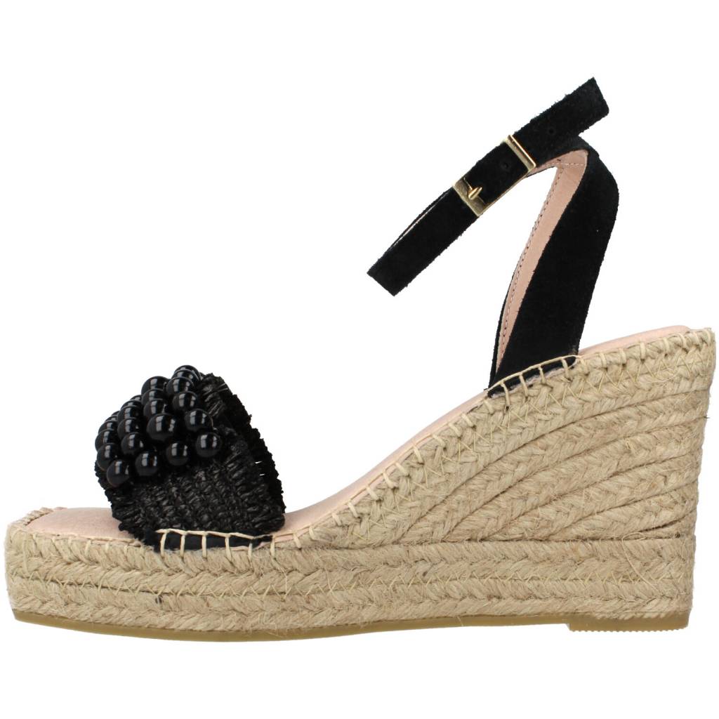 MACARENA MOONS en color NEGRO  (2)