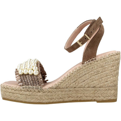 MACARENA MOONS en color TAUPE  (2)