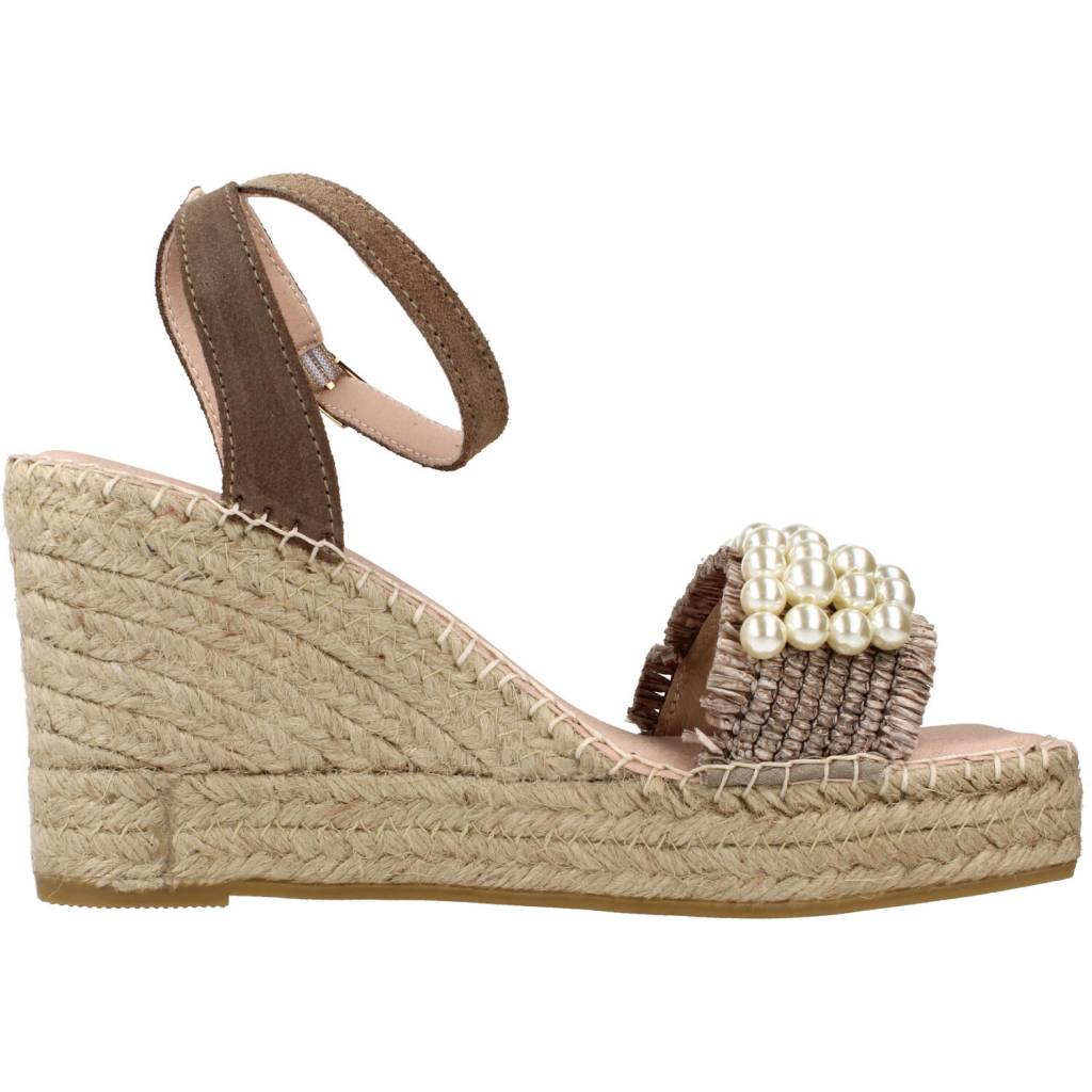 MACARENA MOONS en color TAUPE  (4)