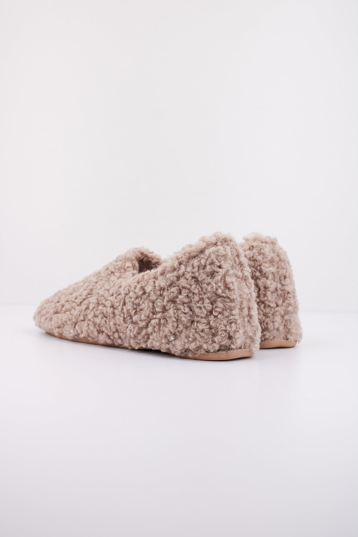 MACARENA CIDACOS en color TAUPE  (4)