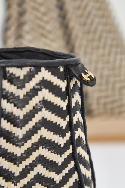 BELLE VIE VIA AQUA  en color NERO  (4)