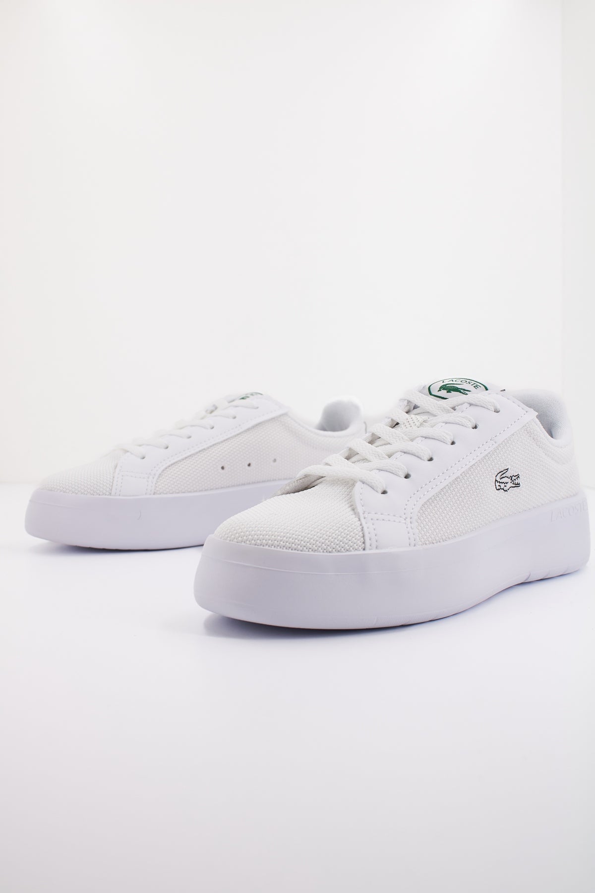 LACOSTE CARNABY PLATFORM LIT en color WHTWHT  (2)