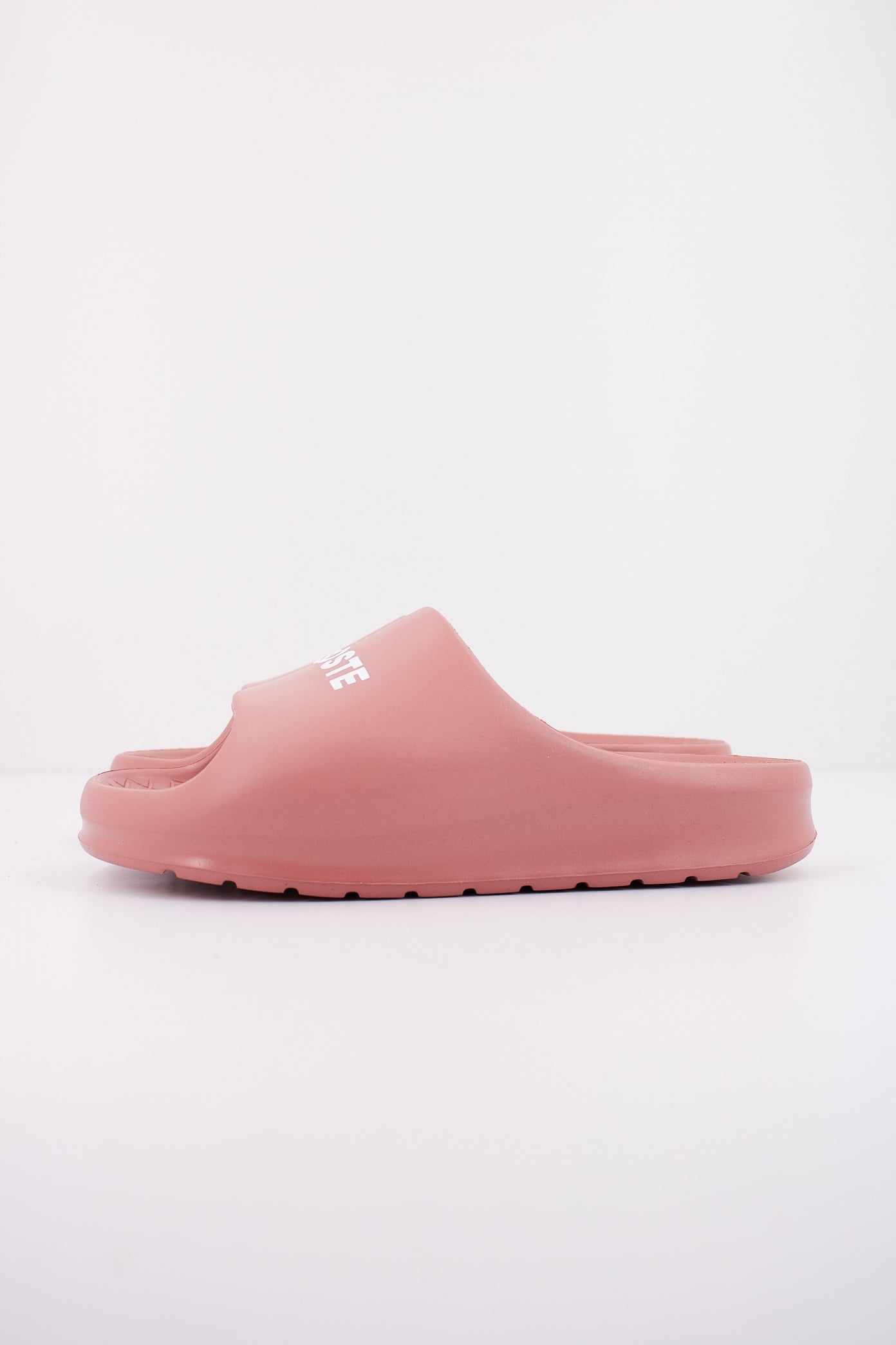 LACOSTE SERVE SLIDE . SYNT en color PNKWHT  (1)