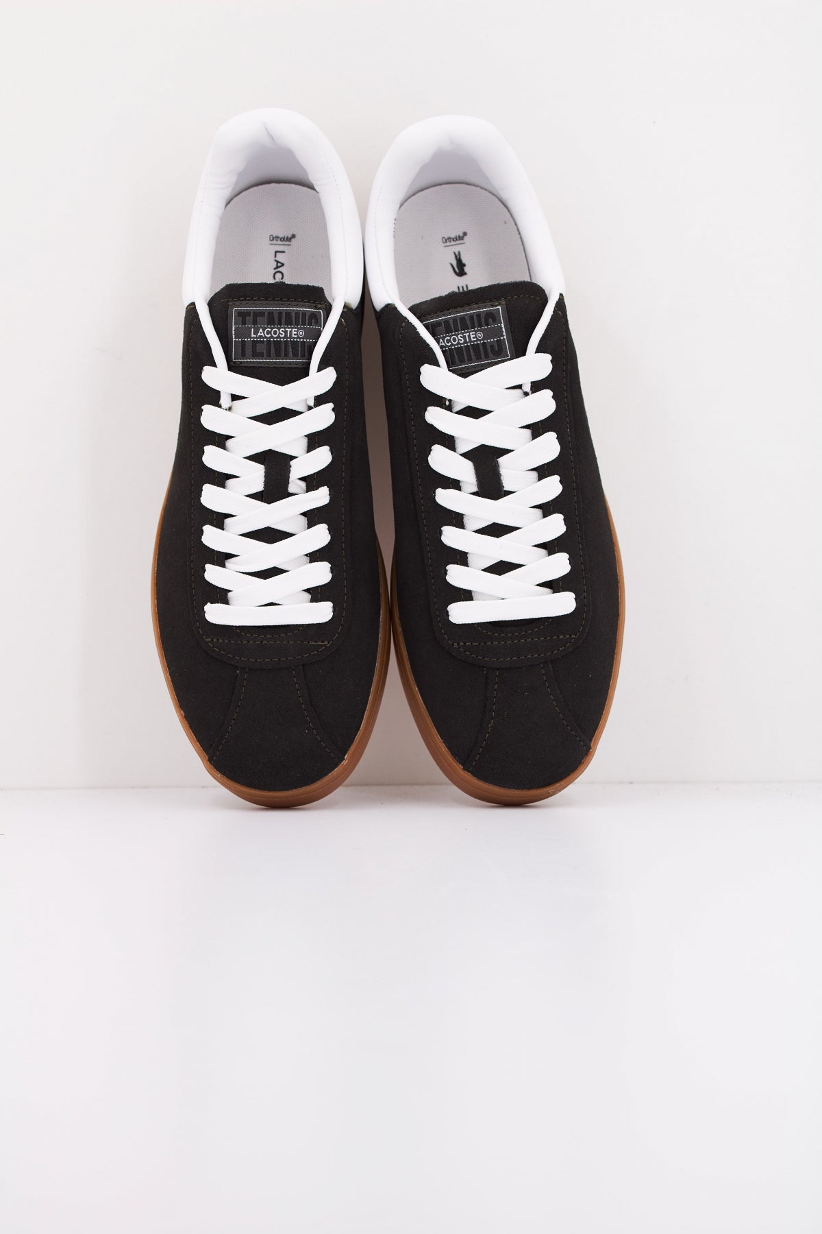 LACOSTE BASESHOT en color GRNGUM  (3)