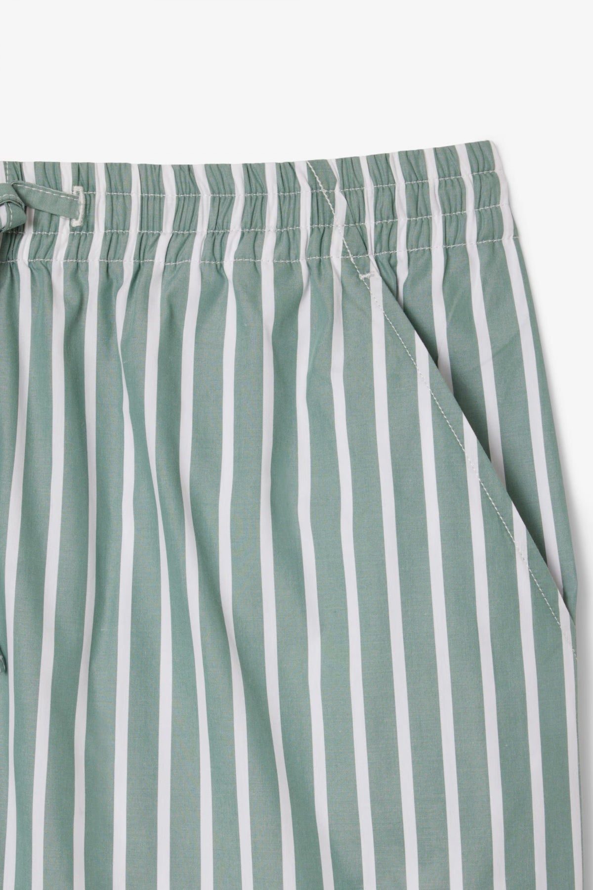 LACOSTE SHORTS en color SPRWHT  (3)
