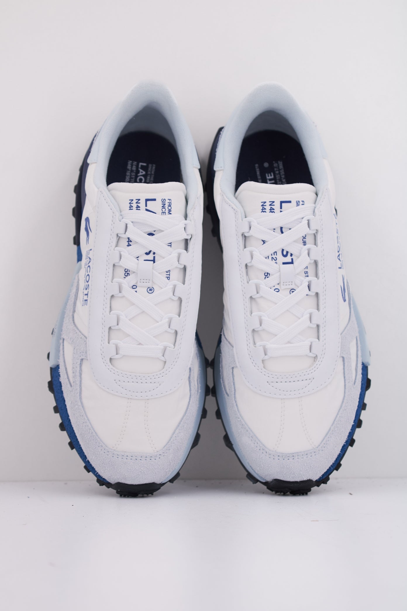 LACOSTE ELITE ACTIVE en color WHTBLU  (3)