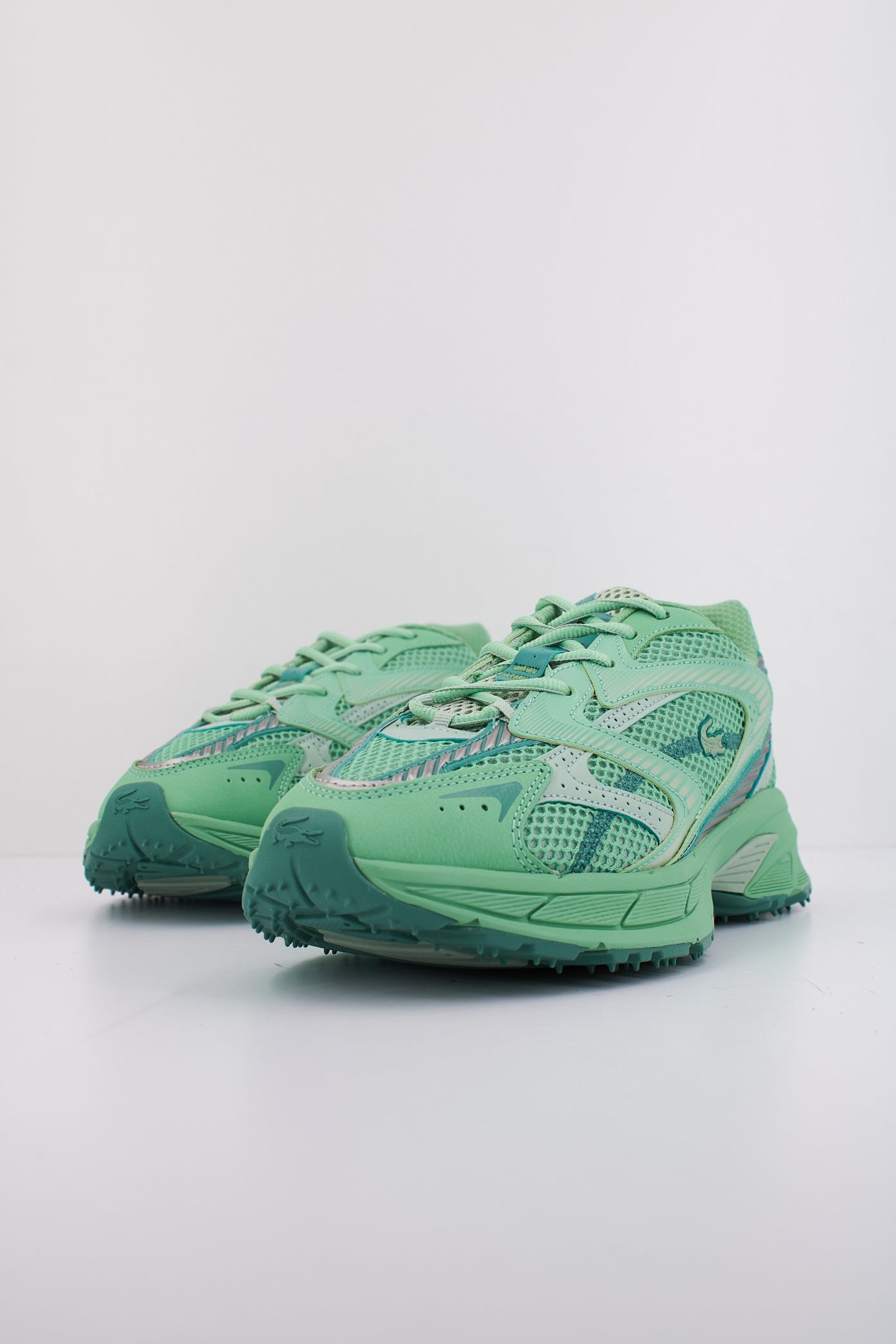 LACOSTE  L NEO SHOT en color GRNGRN  (2)