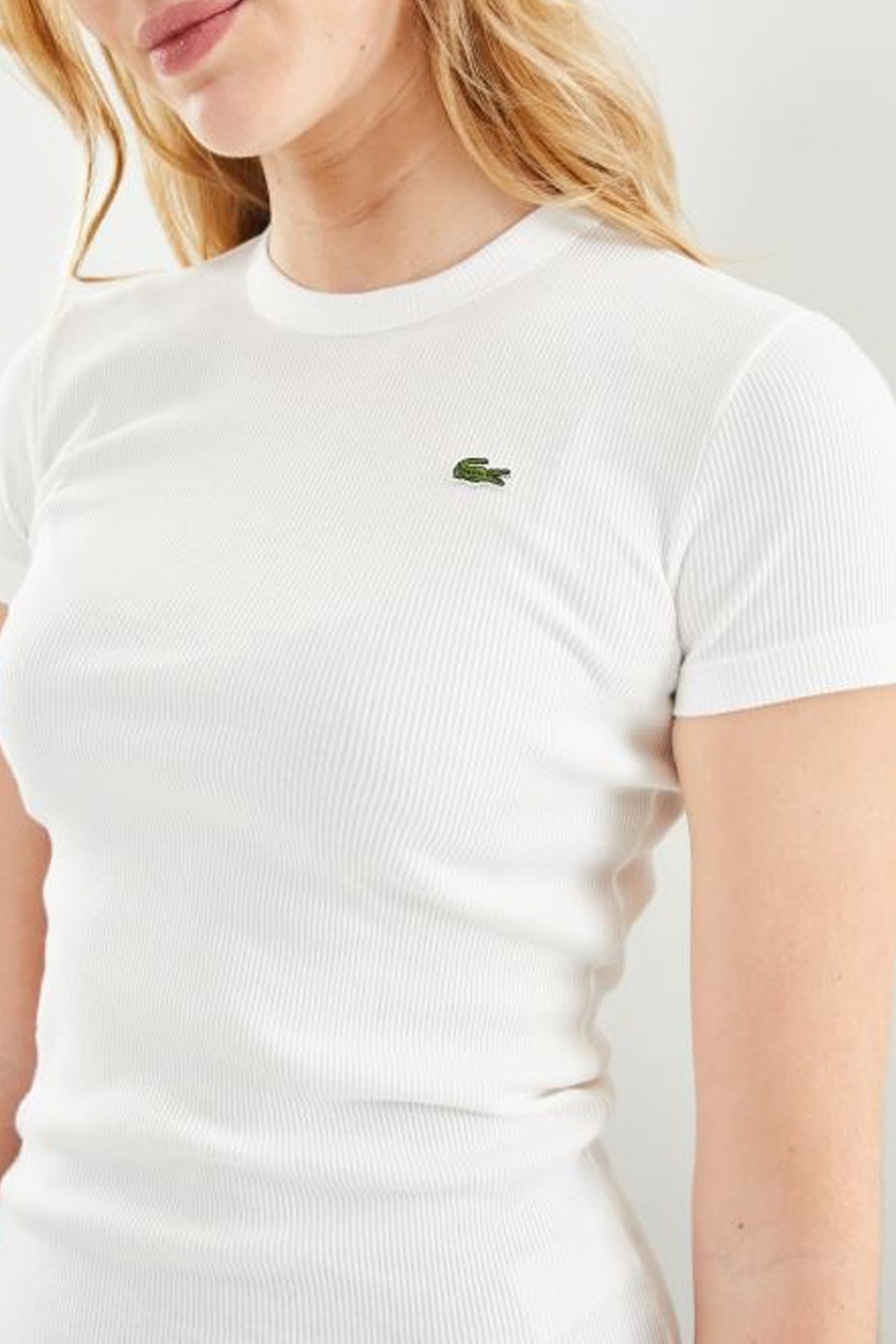 LACOSTE SLIM FIT RIBBED COTT en color FLOUR  (3)