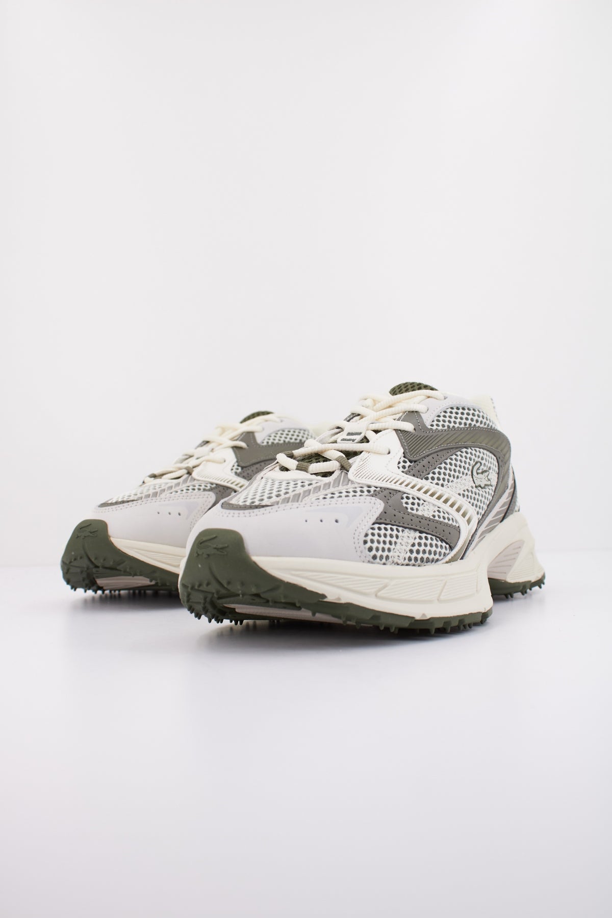 LACOSTE NEO SHOT en color WHTKHK  (2)