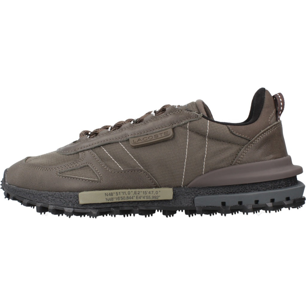 LACOSTE ELITE ACTIVE en color BRWBLK  (2)