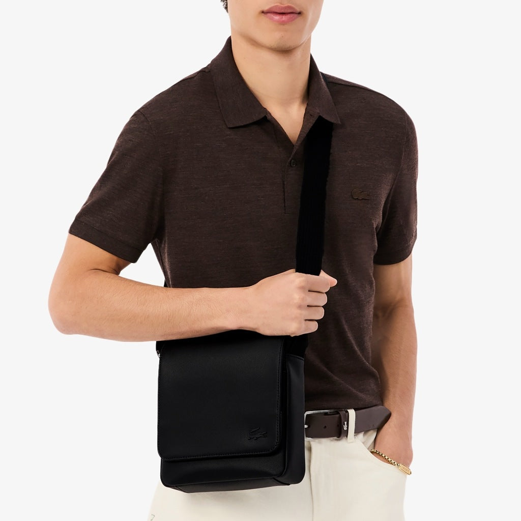 LACOSTE NHHC FLAP CROSSO en color   (6)