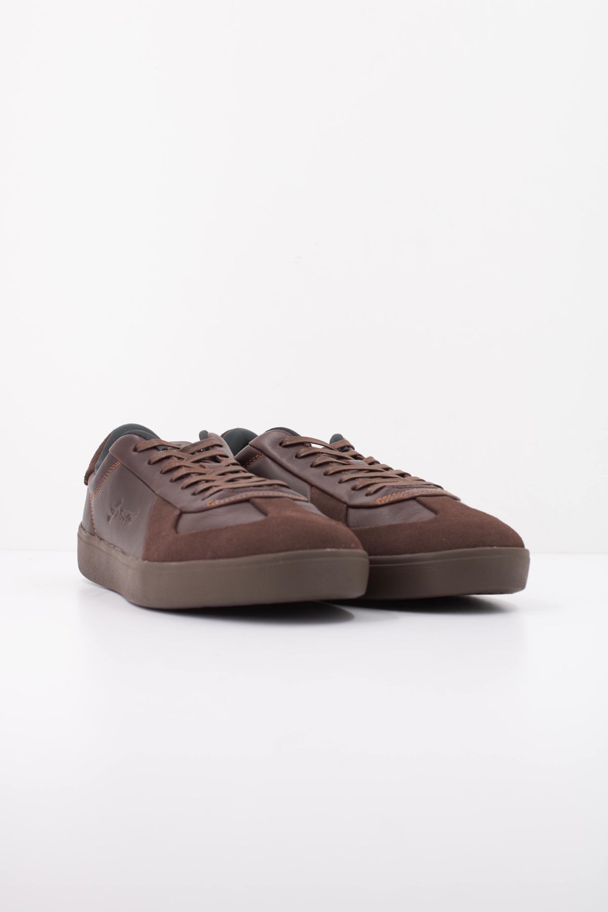 LACOSTE SMA BASESHOT P en color AQ  (2)