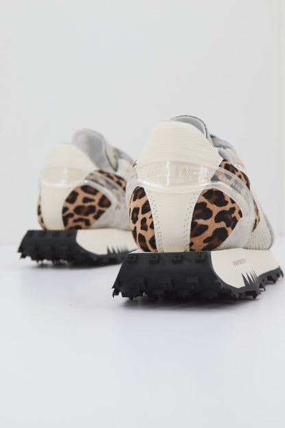 RUN OF JUNGLE W en color   (3)